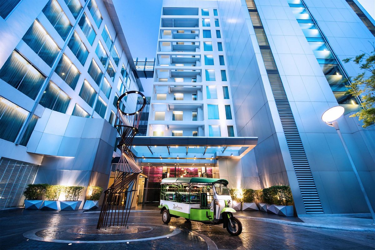 Radisson Suites Bangkok Sukhumvit